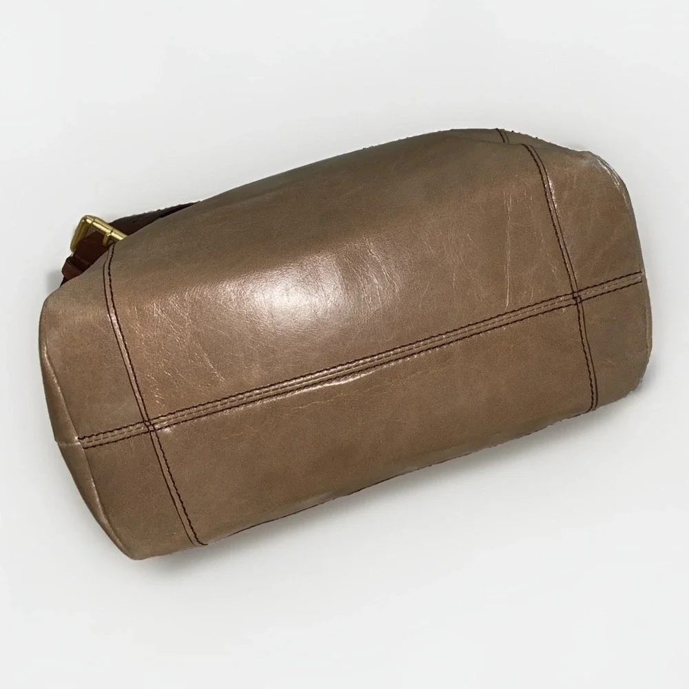 HOBO Leather Crossbody Shoulder Bag Taupe Brown Adjustable Strap Zip Top Charlie